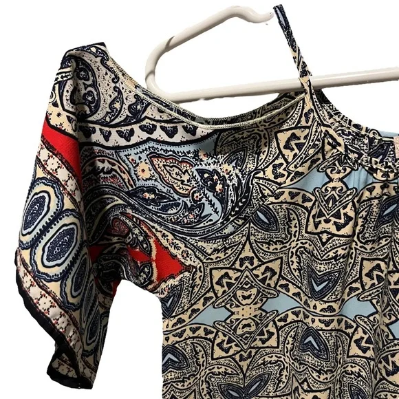 altar'd state cold shoulder geometric paisley shirt off the shoulder size small - Picture 3 of 3